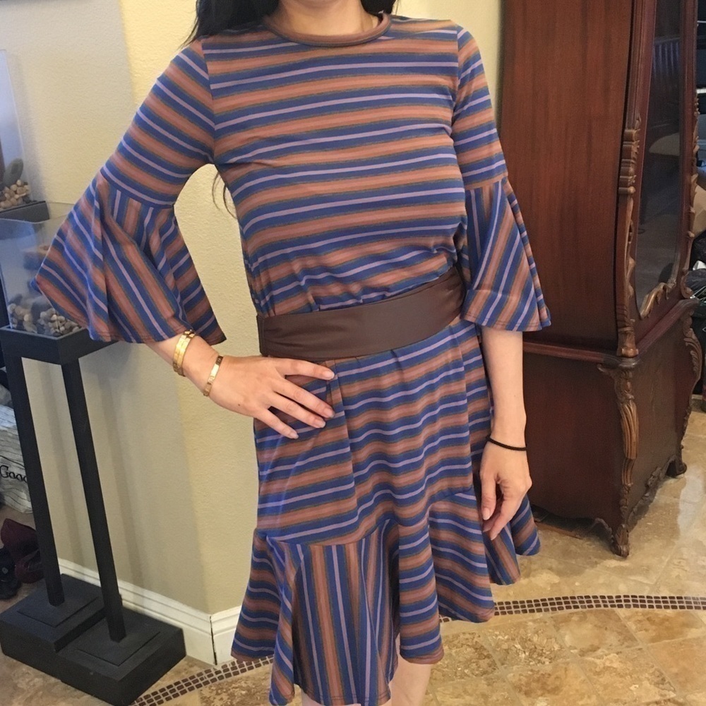 NWT~LULAROE Women Maurine Multicolor Striped Dress Size Xsmall